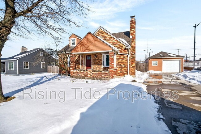 Building Photo - 1937 N Sunny Ridge Rd