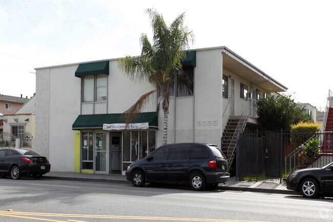 Photo - 3032-3034 E 7th St