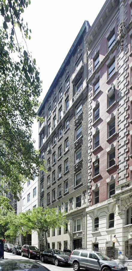 Primary Photo - 610 W 115th St