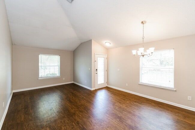 Photo - 10975 Campus Heights Ln House