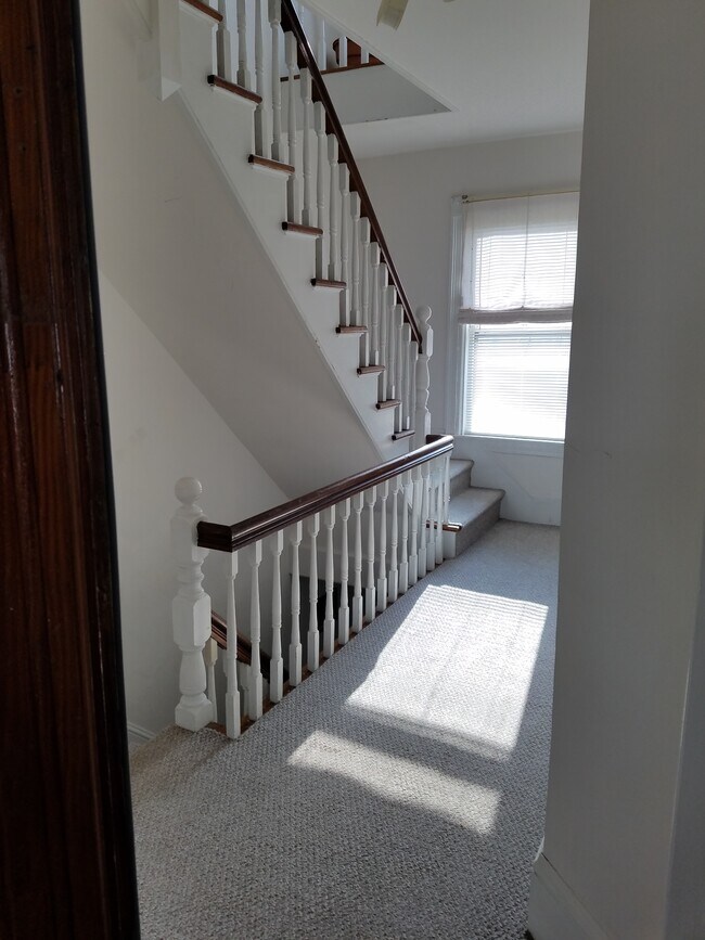 Photo - 198 Alsace St Unidad 2