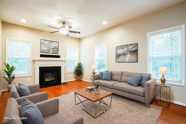 Photo - 146 Willowbrook Cir