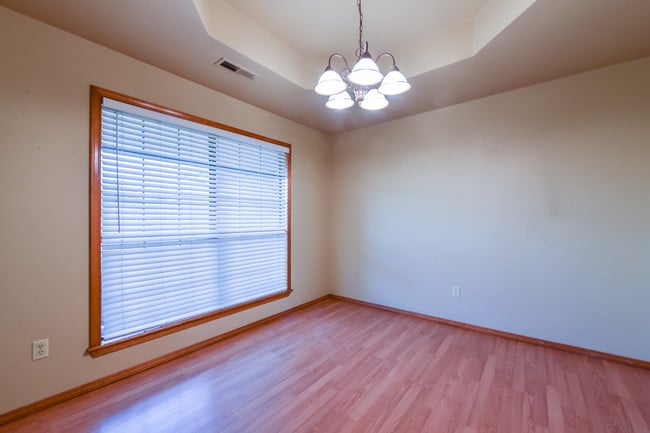 Photo - 106 Davis Ln