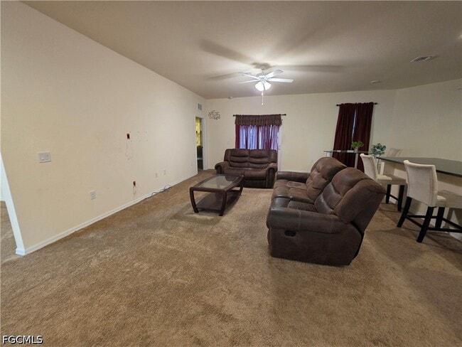 6004 Pecan Cir