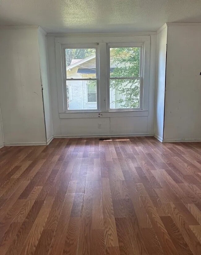 Photo - 115 Arkansas St