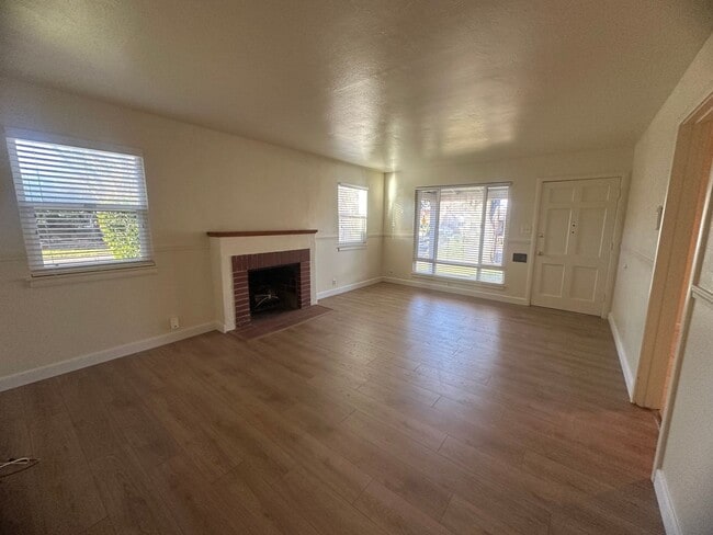 Photo - 4767001 /65T Unit 4767001002