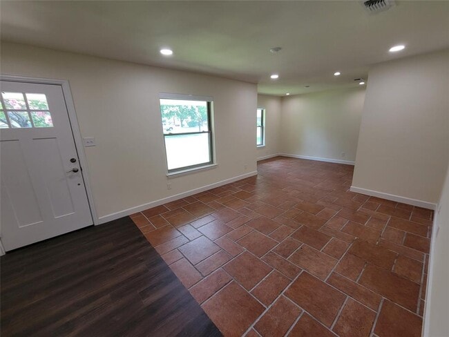 Photo - 8709 Donna Gail Dr