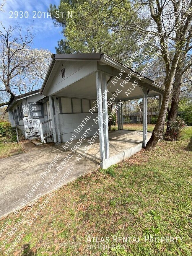 Photo - 2930 20th St N