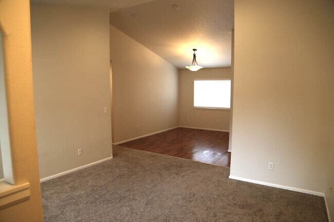 Photo - Single Level 4 bed 2 bath home