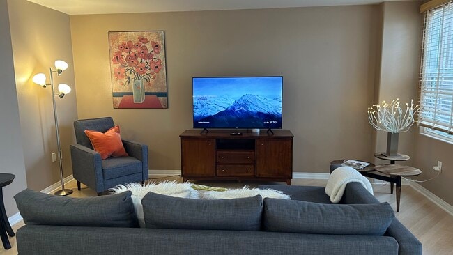 Photo - 1601 India St Unit 507