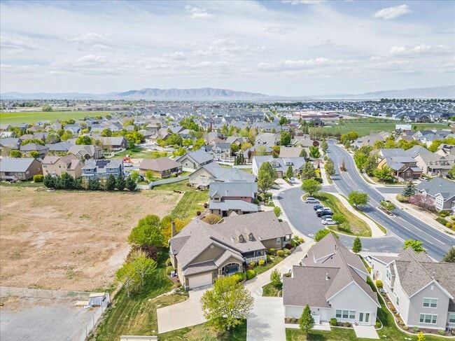 Photo - 1747 W Little Willow Cove