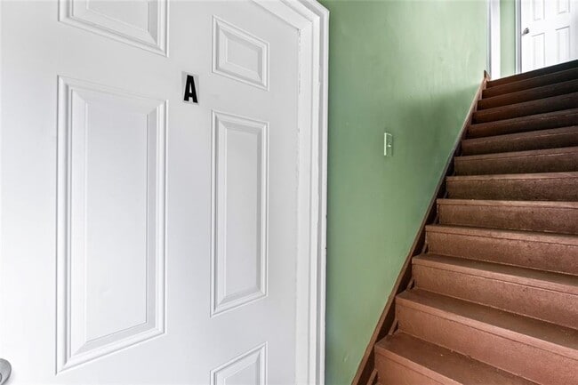 Photo - 930 Hall St NW