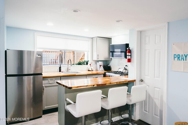 Photo - 13 Decatur Ave Unit B