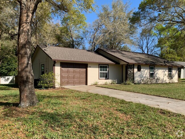 Building Photo - Open Floorplan in Quiet Neighborhood Rental