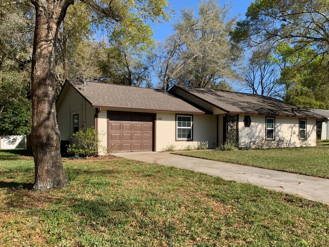 Open Floorplan in Quiet Neighborhood - Open Floorplan in Quiet Neighborhood Casa