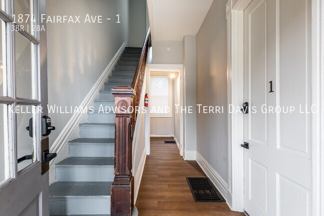 Photo - 1874 Fairfax Ave Apartamento Unidad 1