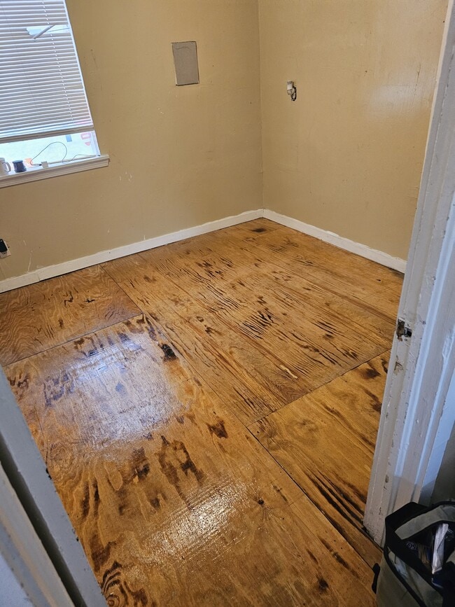 Photo - 407 N Wilson Ave