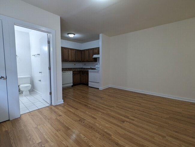 Photo - 1850 N Humboldt Blvd Unit 308