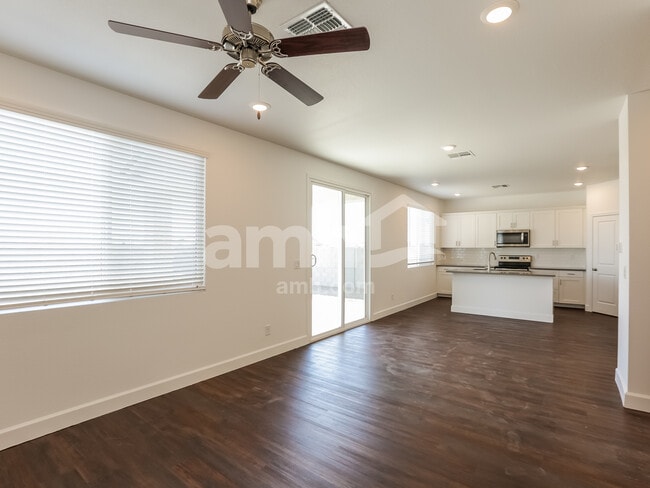 Photo - 8863 N 171st Dr