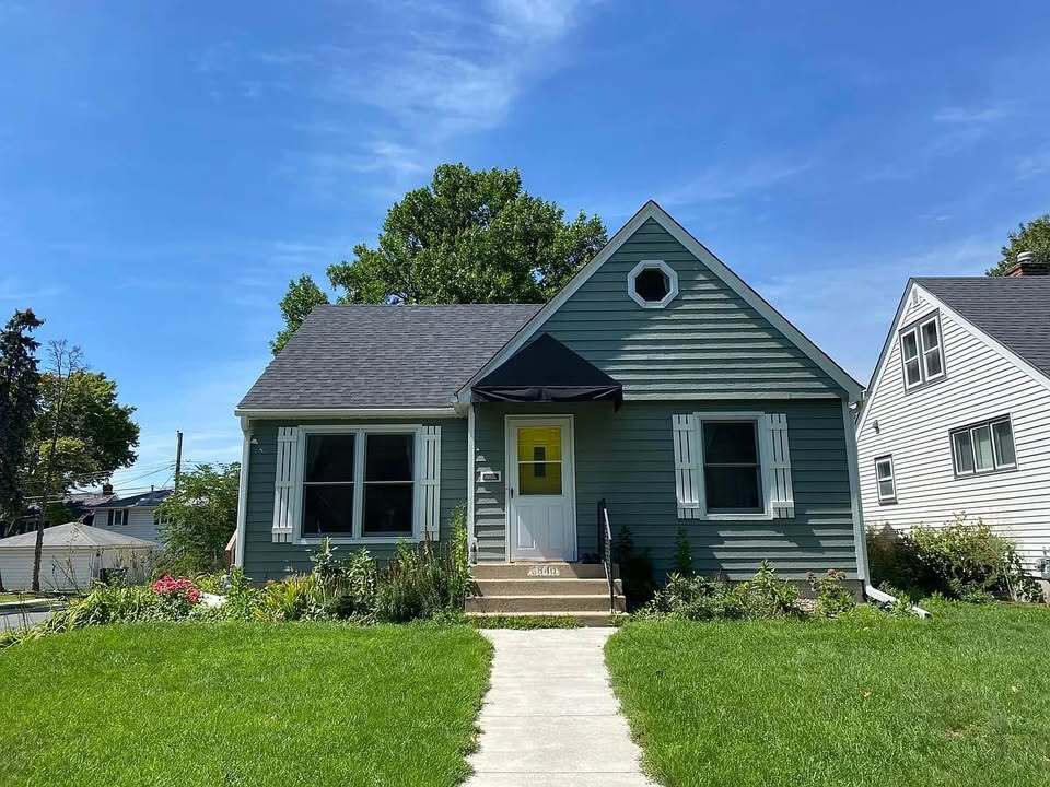 Photo - 5840 Pillsbury Ave