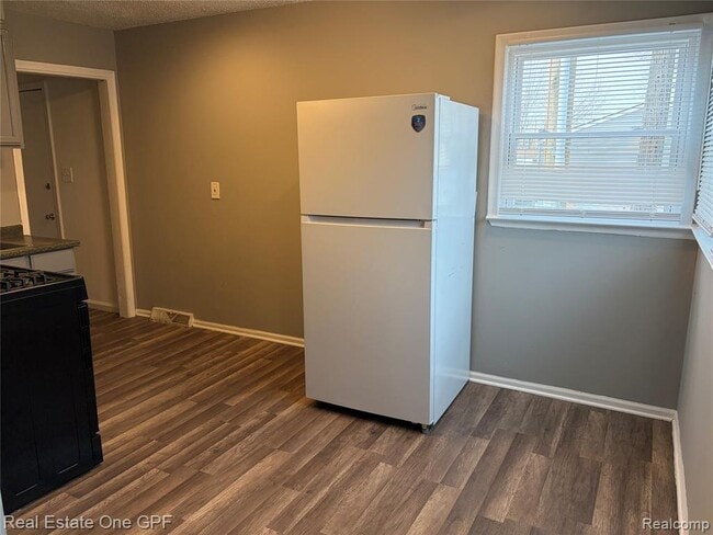 Photo - 11304 Jackson Ave