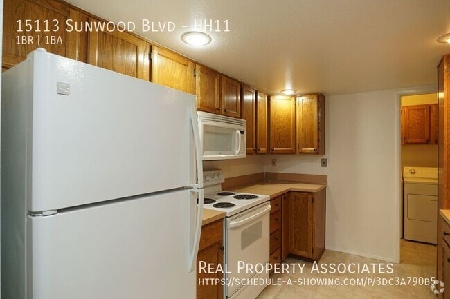 Building Photo - 15113 Sunwood Blvd Rental
