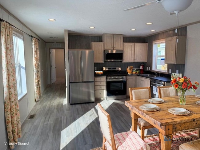 Building Photo - 151 N Kenbrook St SE