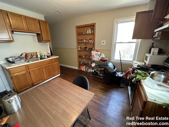 Photo - 89 Sciarappa St Unit 1