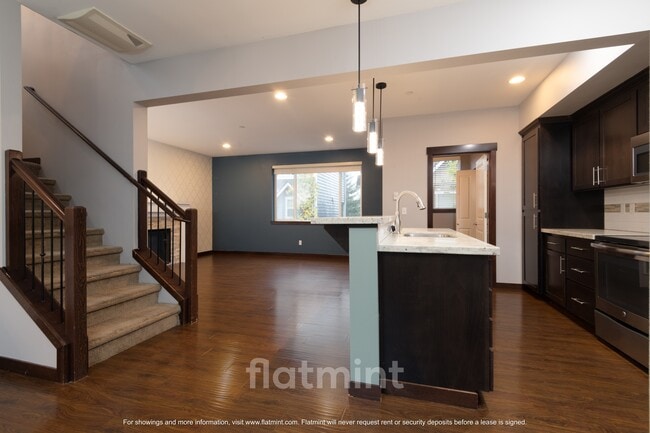 Photo - 14018 9th Pl W