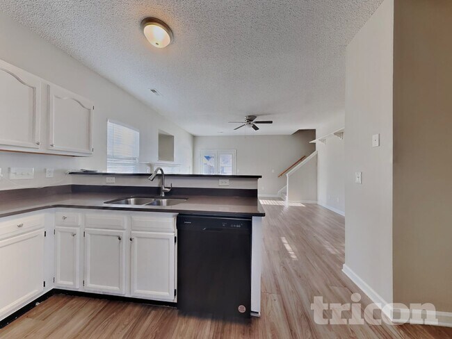 Photo - 3803 Riverside Ct