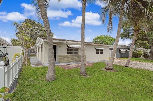 Photo - 301 SE 21st Ave