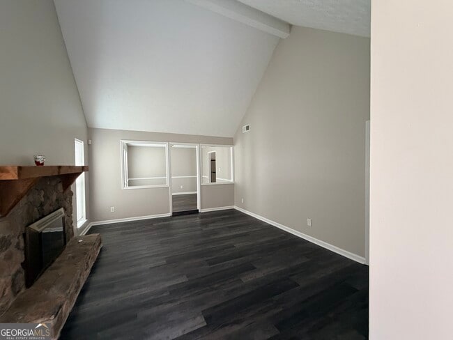 Photo - 1228 Maggie Ln SE