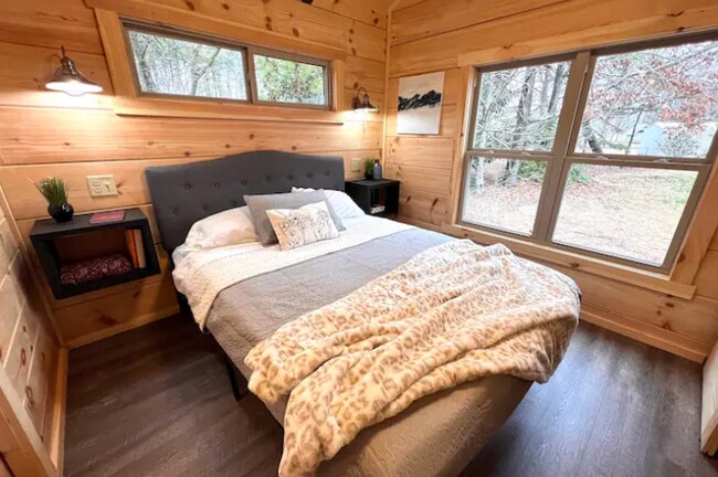 Photo - 145 State Rd S-42-7055