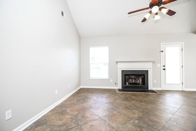 2963 Buckner Ln