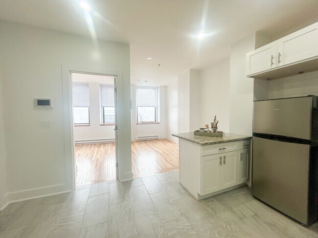 Photo - 207 Bank St Unit 201