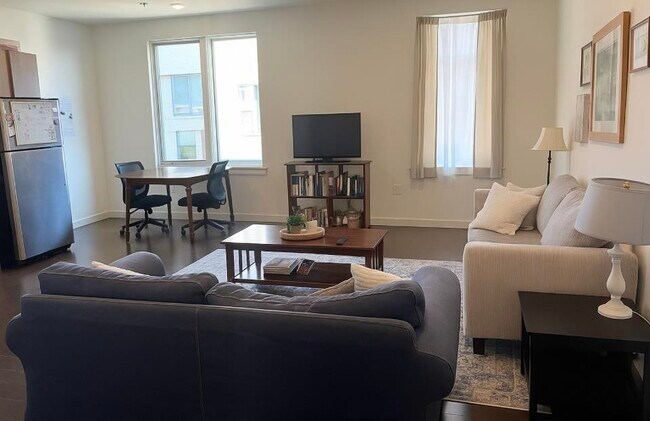 Photo - 361 Newark Ave Unidad 508