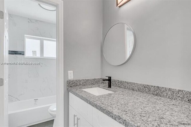 Photo - 1120 NW 184th Dr