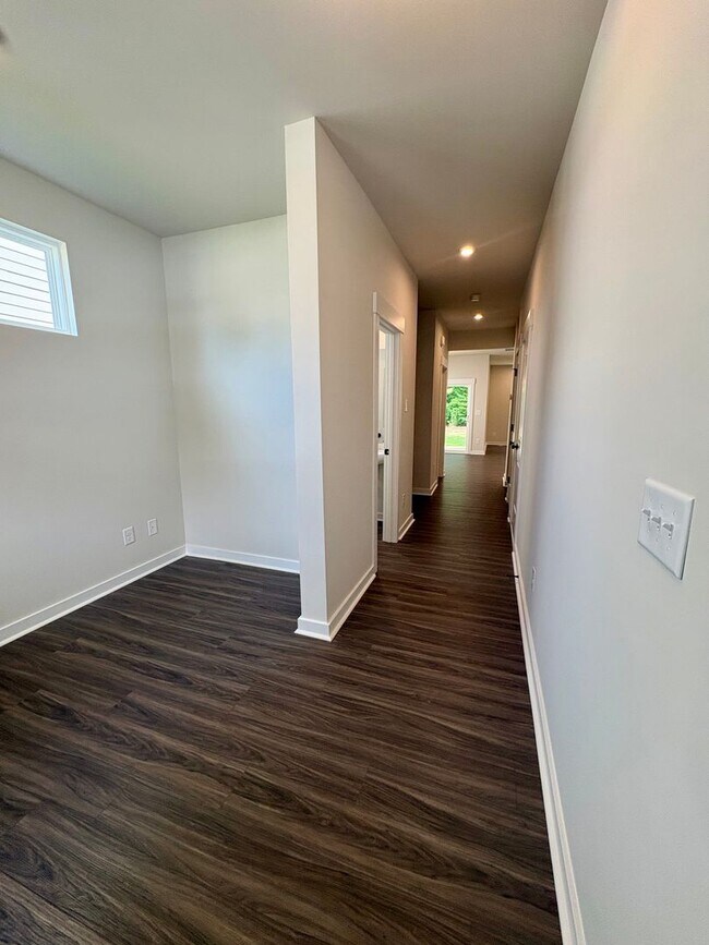 Photo - Brand New 3BR/2.5BA Townhouse in Griffith Lakes