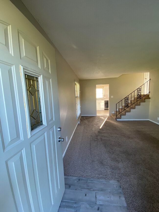 Photo - 5606 S 114th St Unit 5608