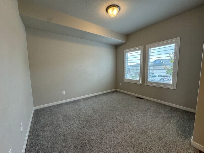 Photo - Spacious & Stylish 4BR Home in Lorson Ranc...