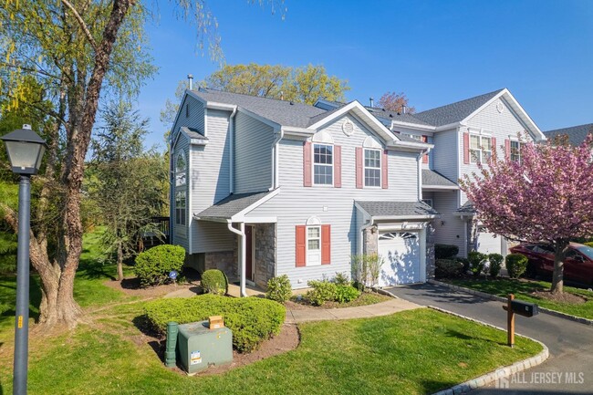 Photo - 1 Bridge Pointe Dr Townhome