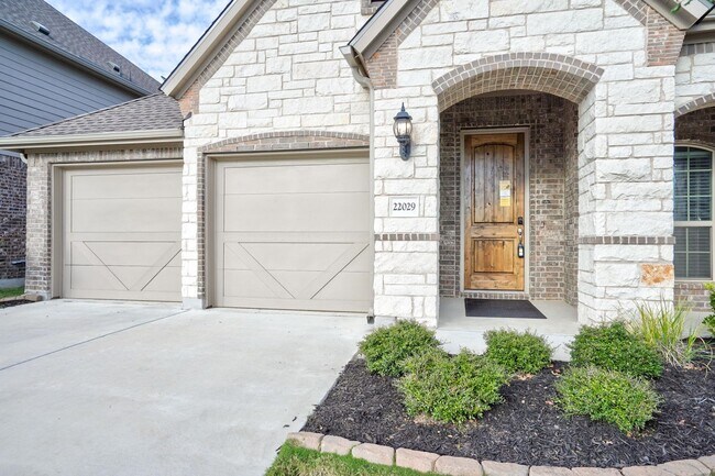 Photo - Warm & Inviting 4 Bedroom, 2 Bath House for Rent