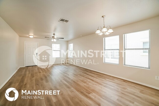 Photo - 2420 W Roeser Rd