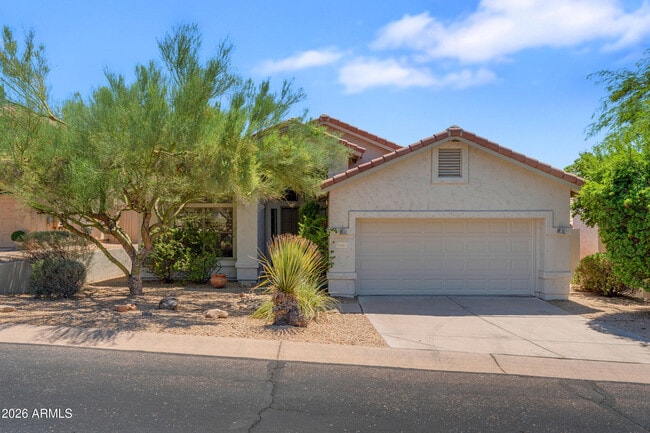 Building Photo - 13867 E Paradise Ln