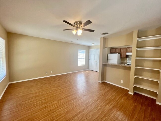 Photo - *COMING SOON* Great Location! 3 Bedroom Home Near Shopping & Dining!
