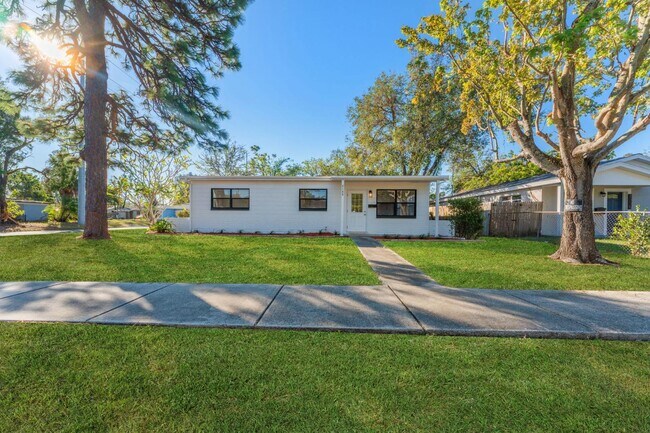 Photo - 5100 3rd Ave S