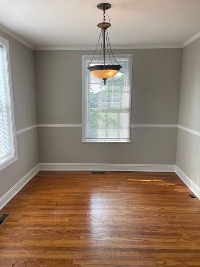 Photo - 1009 Nutwood St
