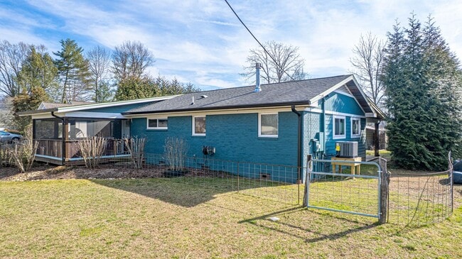 Photo - Close to Hike/Bike Path