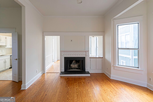 Photo - 815 Edgewood Ave NE