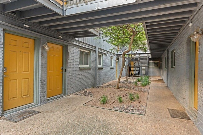 Photo - 3815 Guadalupe St Unit 303